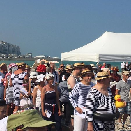 Entre Mer Et Falaises Le Tréport Екстериор снимка